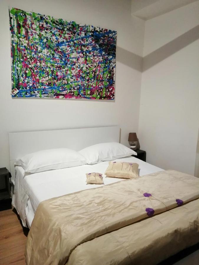 Castle View Lodge Intero Appartamento Verona Centro Storico Eksteriør billede